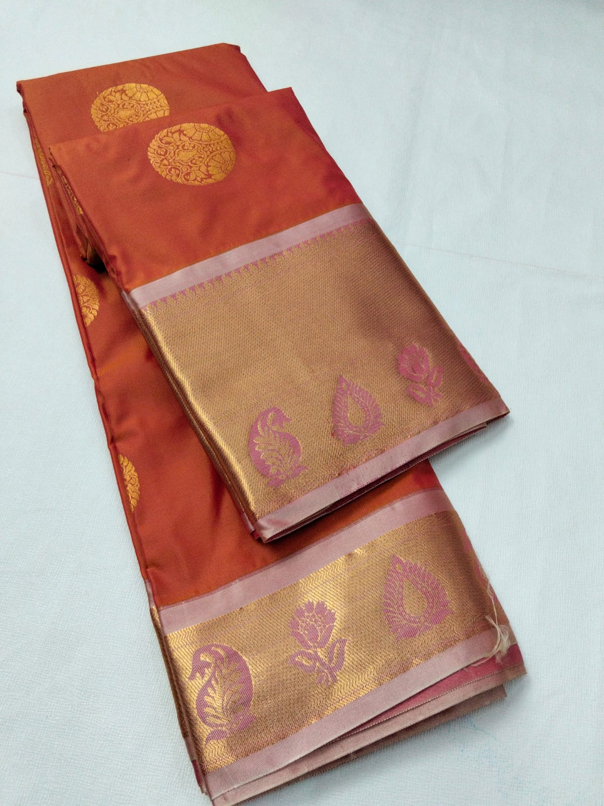 Fancy Body Zari Butta with Contrast Rich Zari Pallu & Blouse
