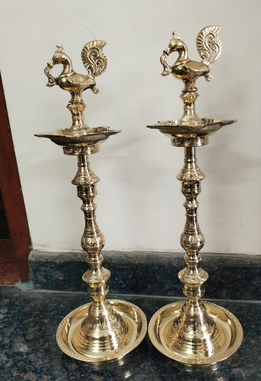 kuththu vilakku