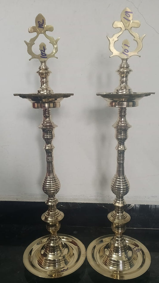 Kuththu Vilakku